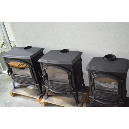 Ефективна і стильна камінна піч Dovre 540 W для вашого домашнього комфорту